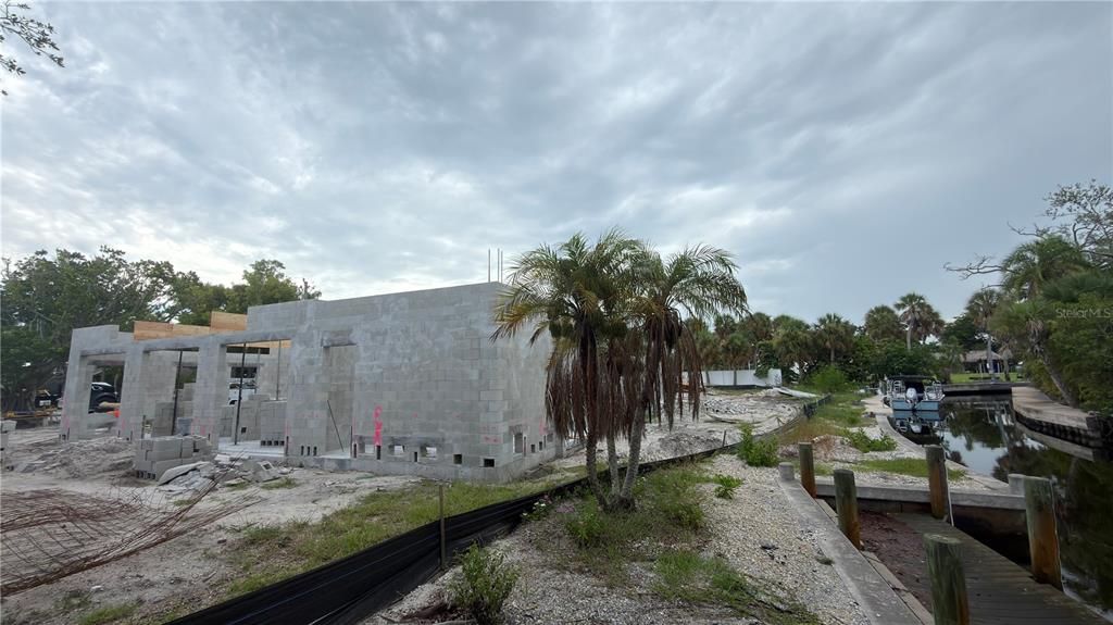 For Sale: $12,500,000 (5 beds, 5 baths, 4353 Square Feet)