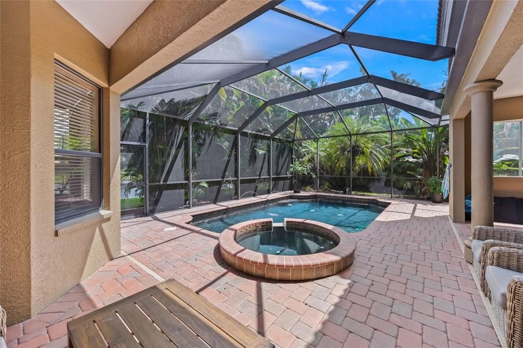 For Sale: $1,175,000 (4 beds, 5 baths, 3668 Square Feet)