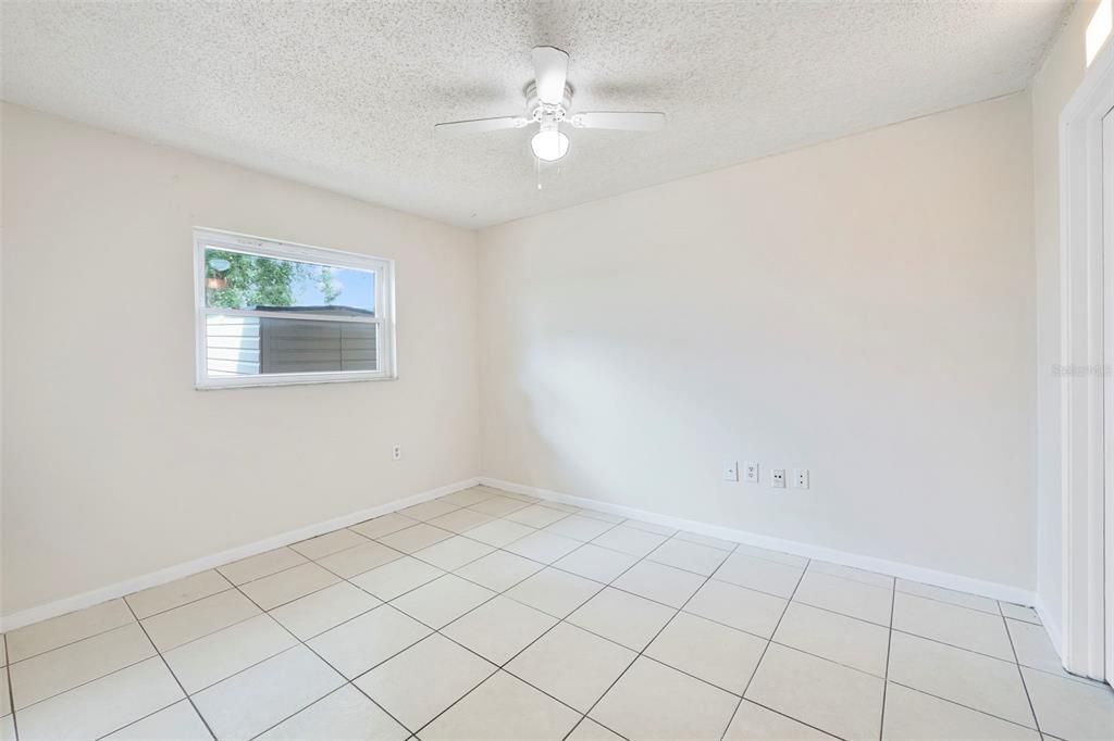 For Sale: $315,000 (3 beds, 2 baths, 1541 Square Feet)