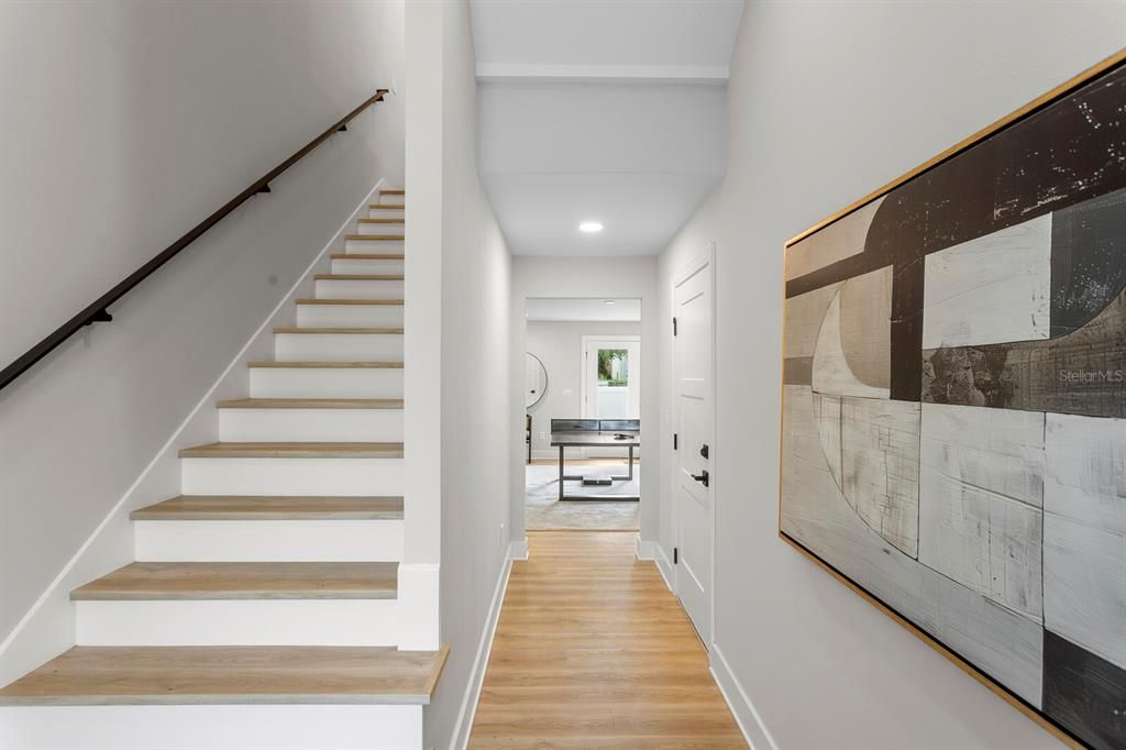 En Venta: $1,349,500 (4 camas, 3 baños, 3025 Pies cuadrados)