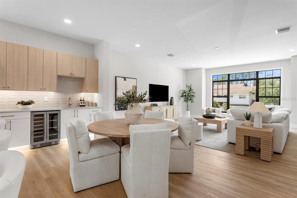 En Venta: $1,349,500 (4 camas, 3 baños, 3025 Pies cuadrados)