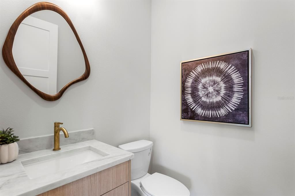 En Venta: $1,349,500 (4 camas, 3 baños, 3025 Pies cuadrados)