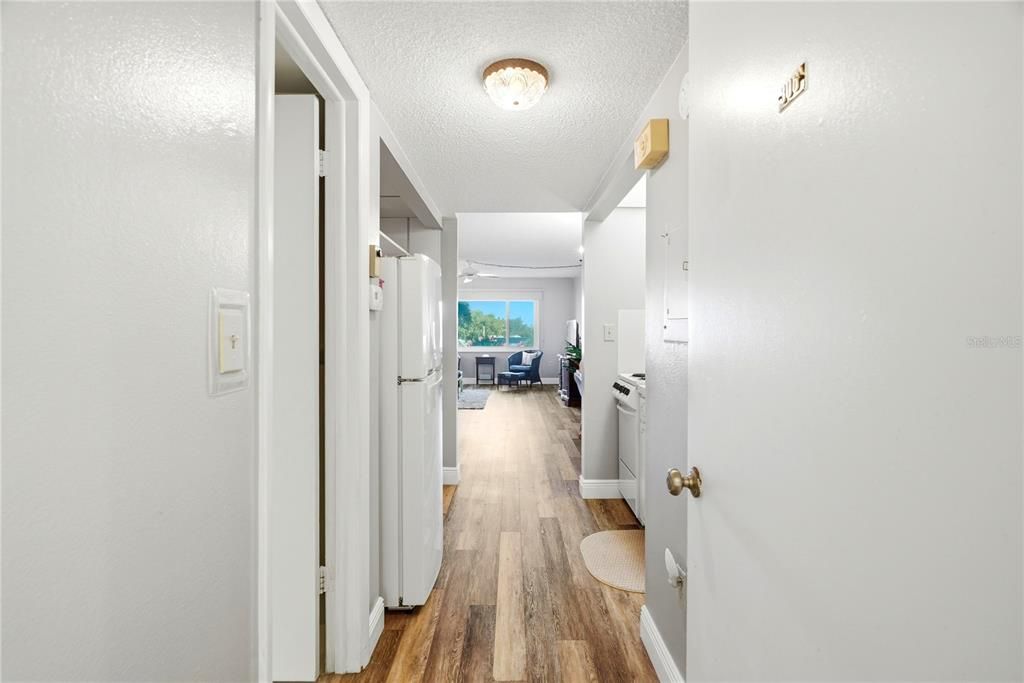 For Sale: $108,000 (0 beds, 1 baths, 485 Square Feet)