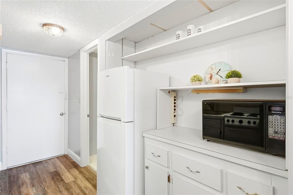 For Sale: $108,000 (0 beds, 1 baths, 485 Square Feet)