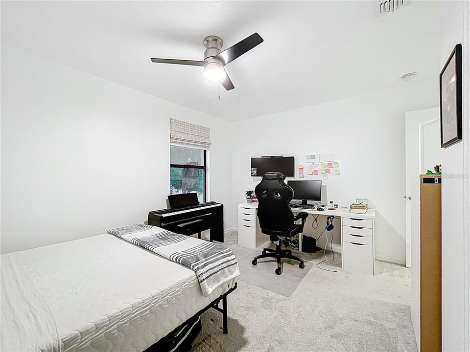 En Venta: $589,000 (5 camas, 3 baños, 3203 Pies cuadrados)