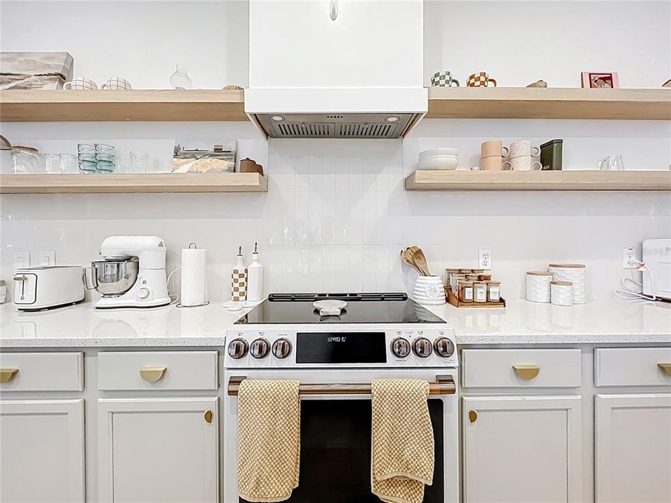En Venta: $589,000 (5 camas, 3 baños, 3203 Pies cuadrados)