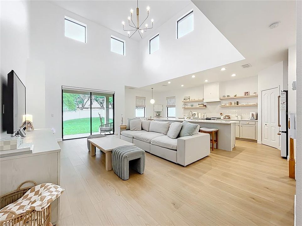 En Venta: $589,000 (5 camas, 3 baños, 3203 Pies cuadrados)