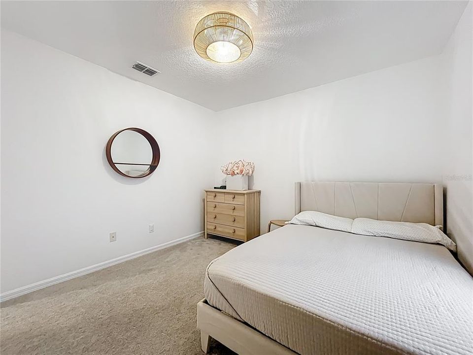 En Venta: $589,000 (5 camas, 3 baños, 3203 Pies cuadrados)