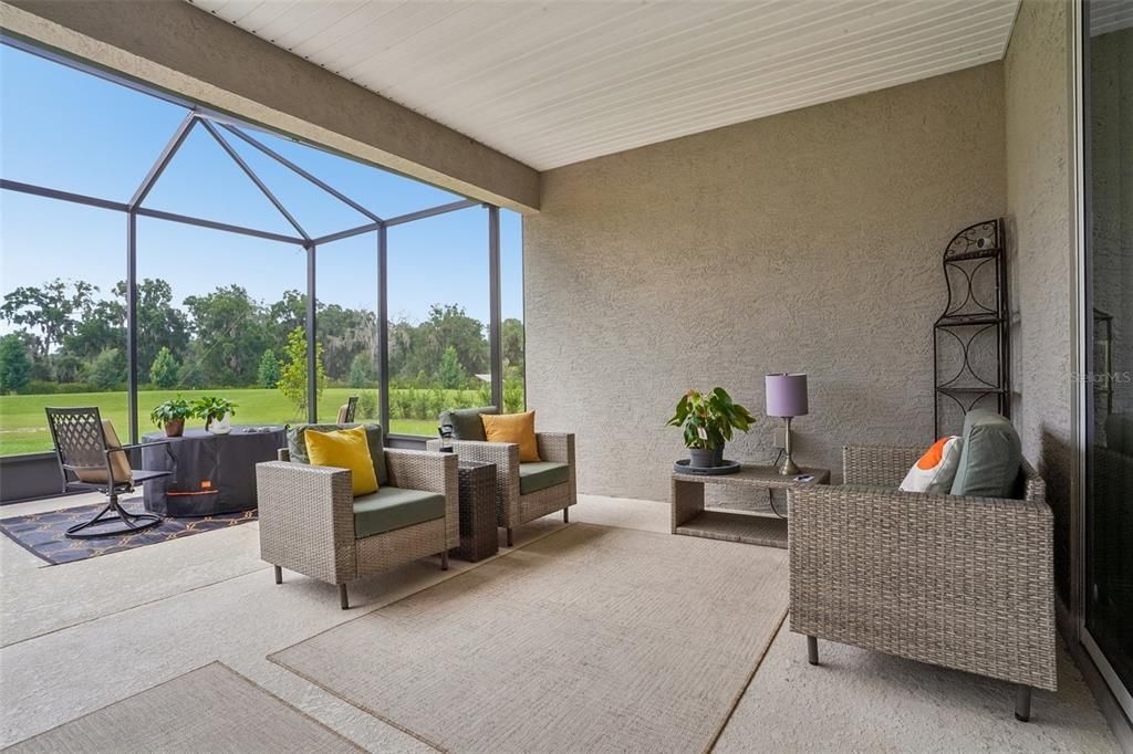 Active With Contract: $370,000 (3 beds, 2 baths, 2217 Square Feet)