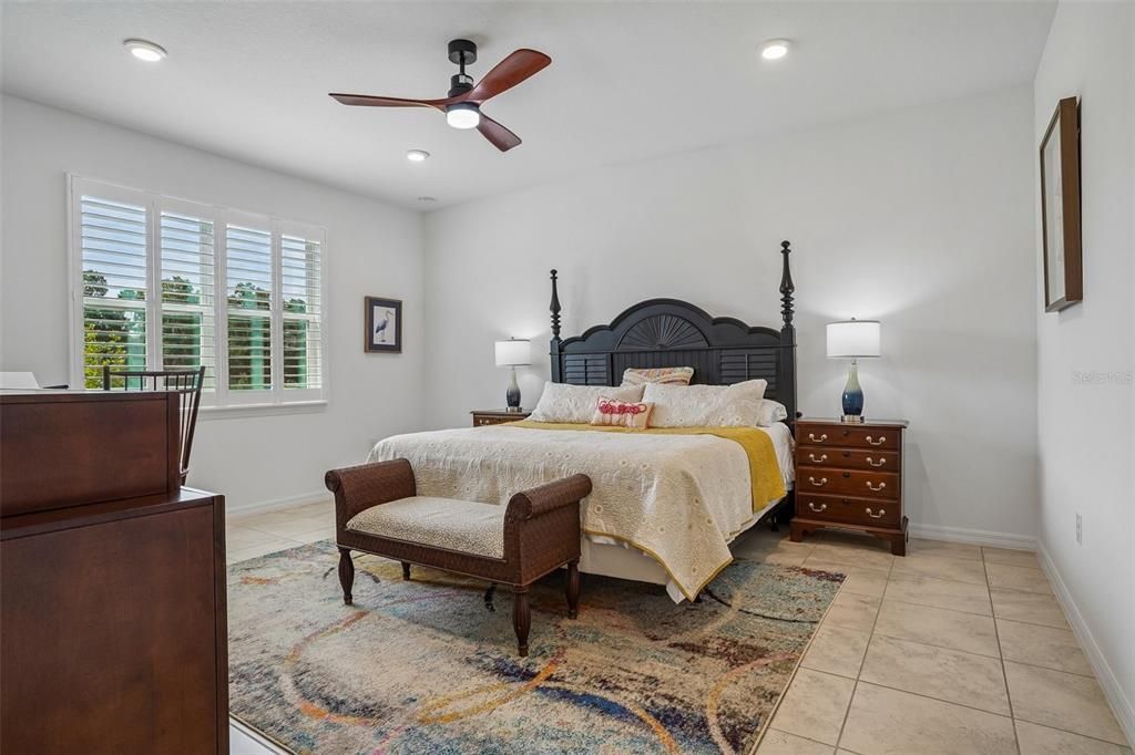 Active With Contract: $370,000 (3 beds, 2 baths, 2217 Square Feet)