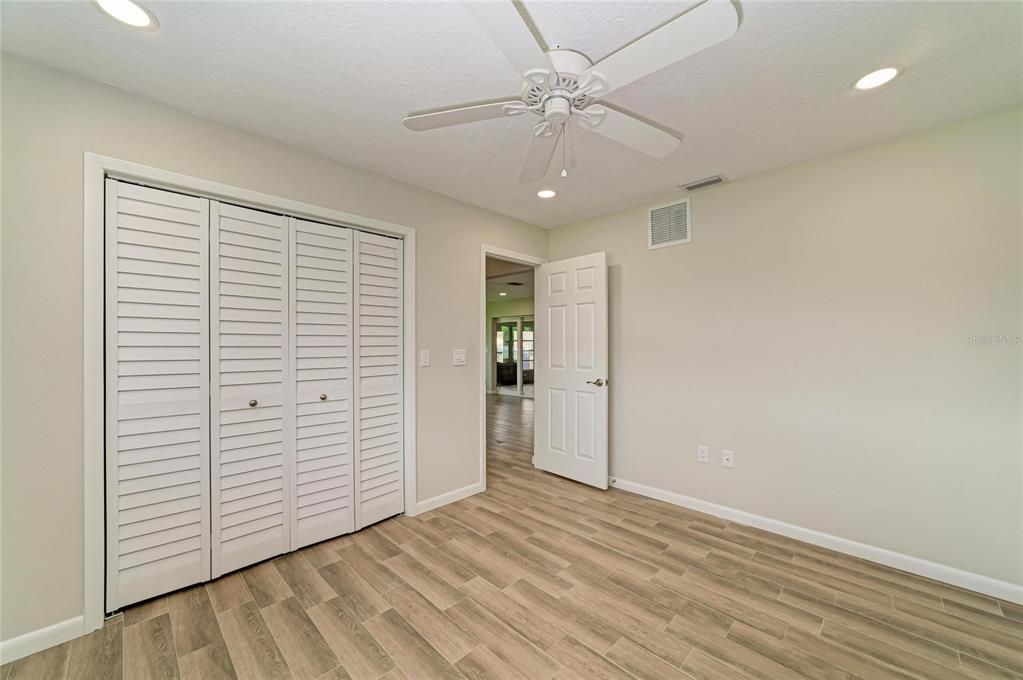 For Sale: $500,000 (3 beds, 2 baths, 2000 Square Feet)