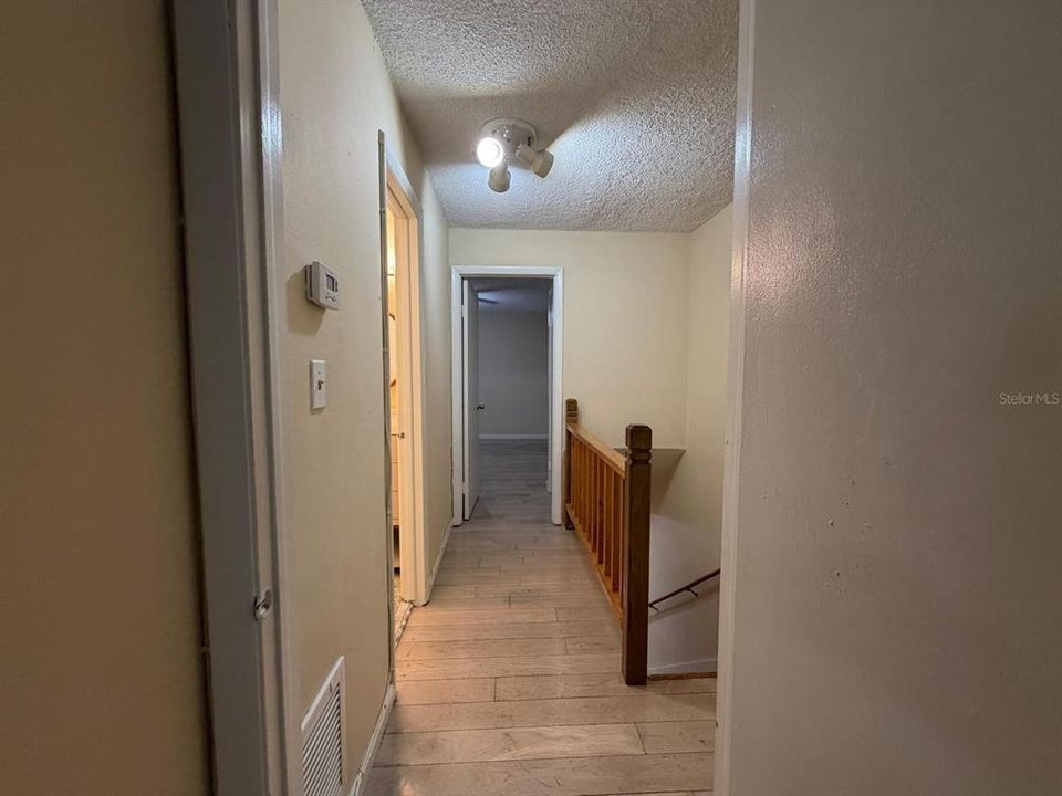 For Rent: $1,750 (2 beds, 1 baths, 1268 Square Feet)