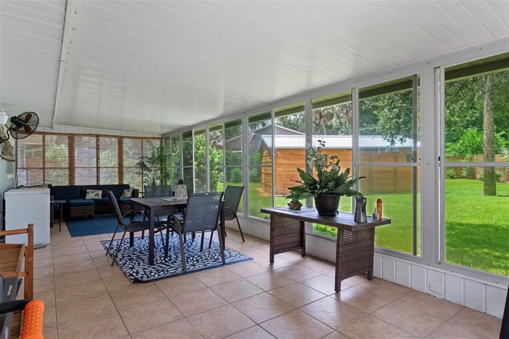 En Venta: $354,900 (3 camas, 2 baños, 1636 Pies cuadrados)