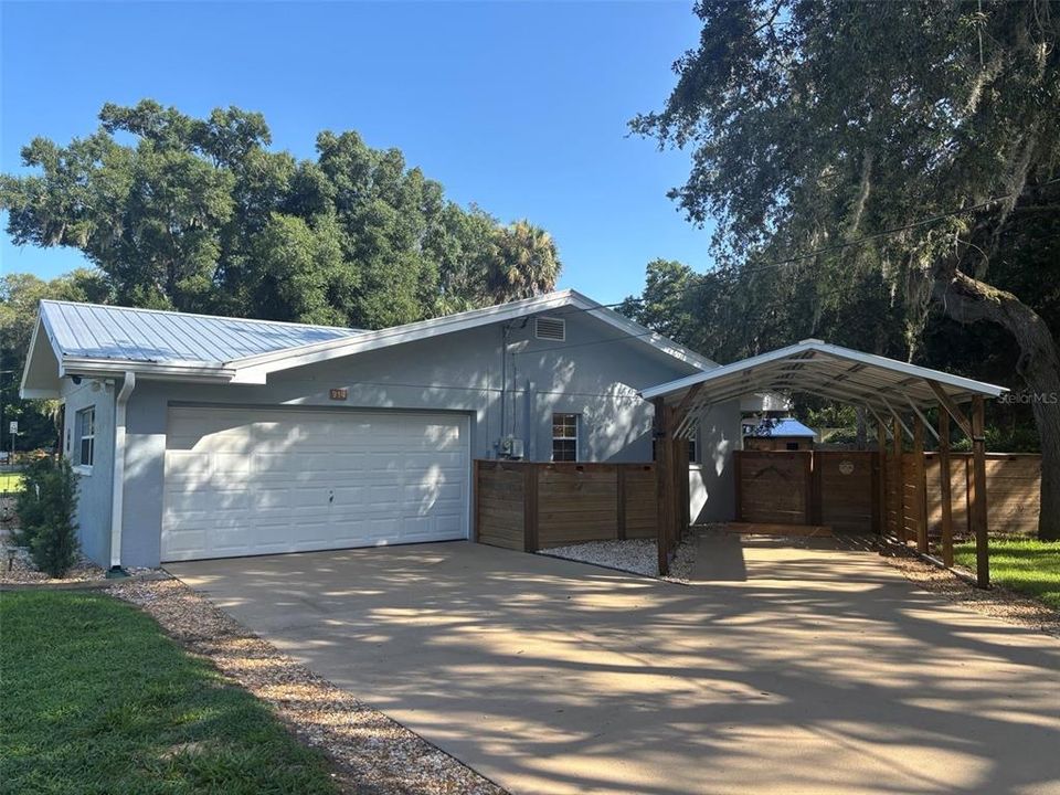 En Venta: $354,900 (3 camas, 2 baños, 1636 Pies cuadrados)