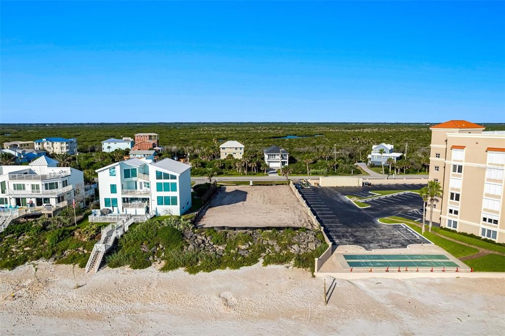 En Venta: $2,200,000 (0.28 acres)