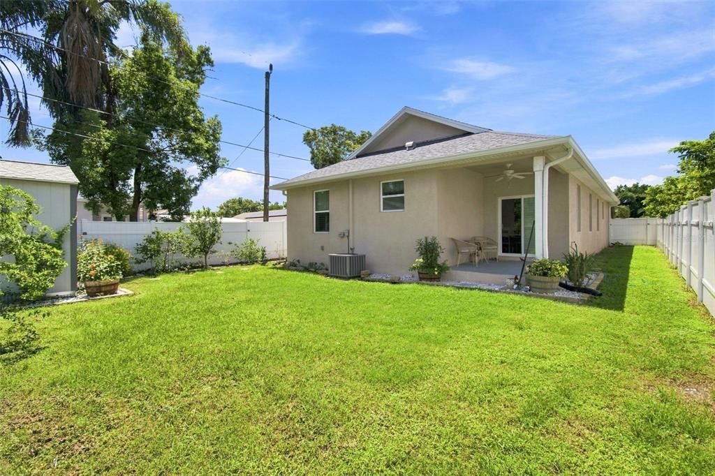 Activo con contrato: $479,900 (3 camas, 2 baños, 1663 Pies cuadrados)