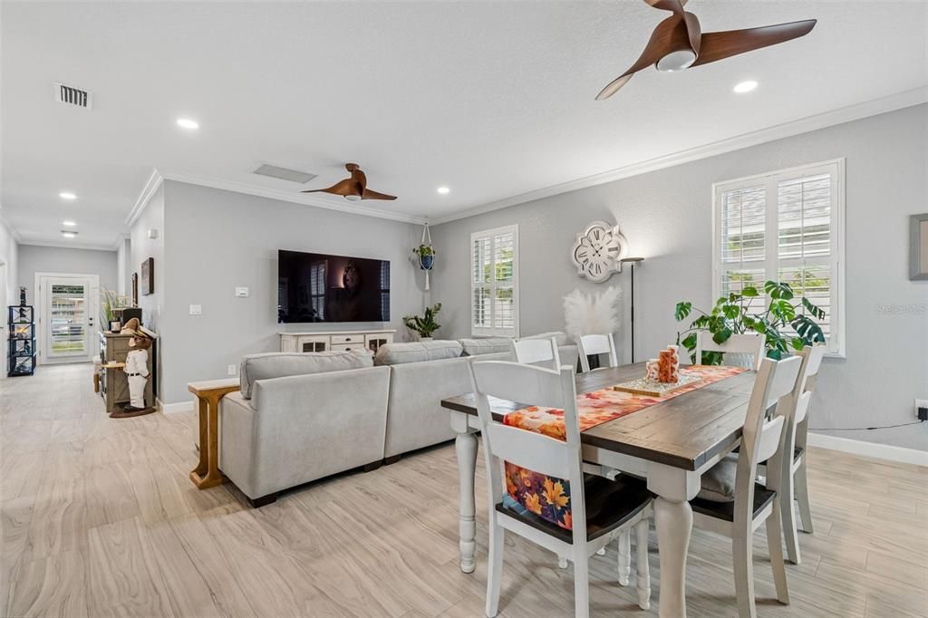 Activo con contrato: $479,900 (3 camas, 2 baños, 1663 Pies cuadrados)