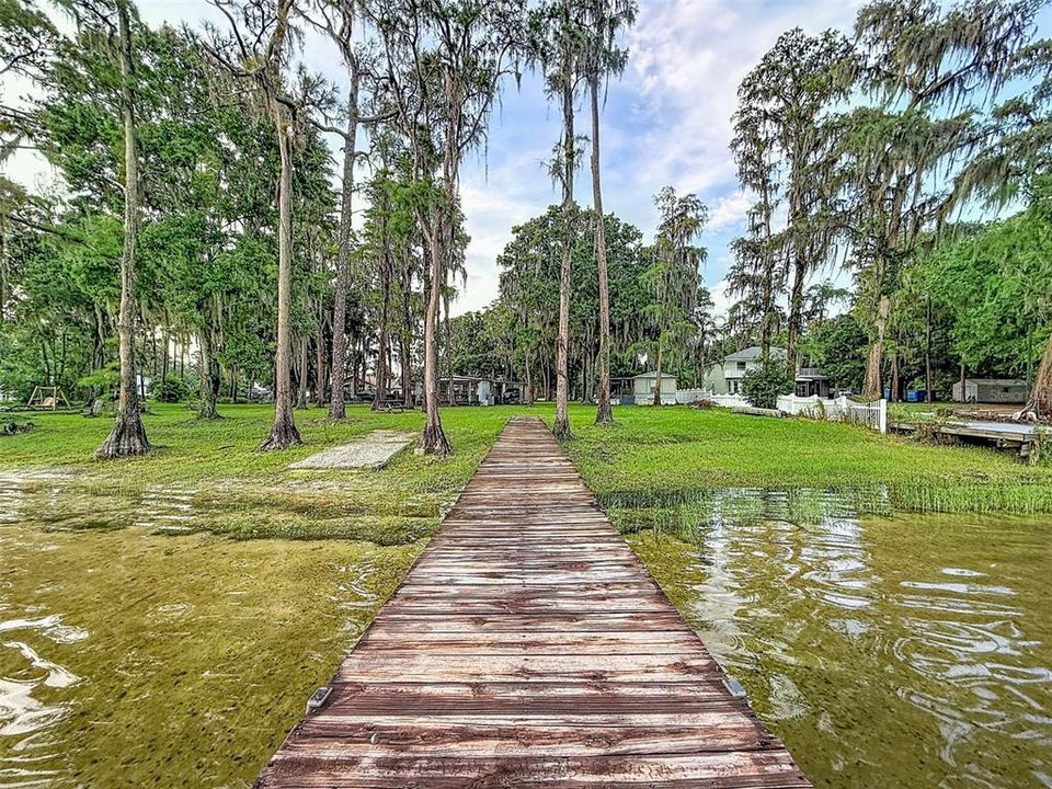 En Venta: $699,000 (3 camas, 2 baños, 1064 Pies cuadrados)