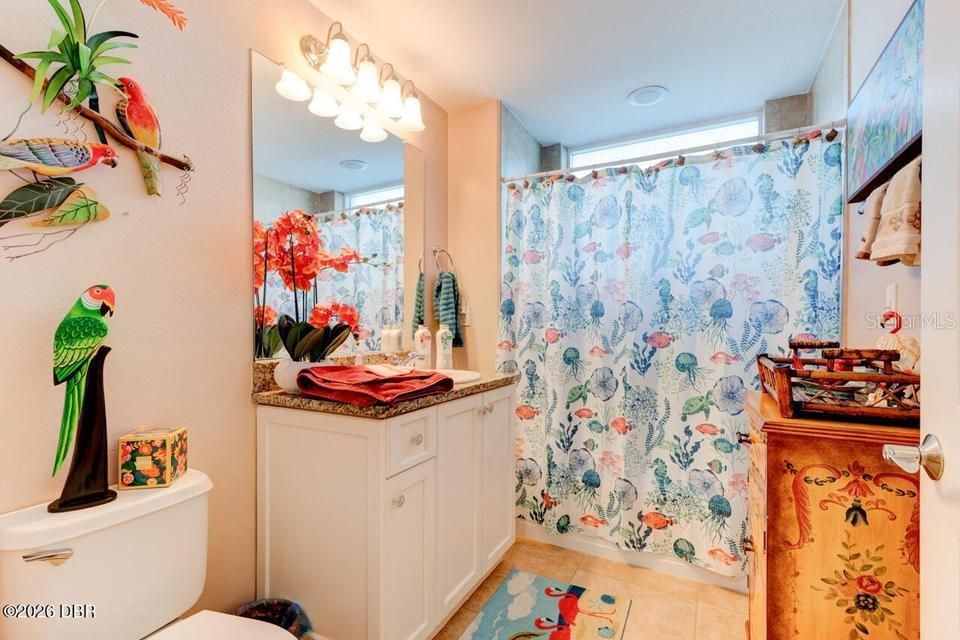 For Sale: $650,000 (3 beds, 2 baths, 1808 Square Feet)