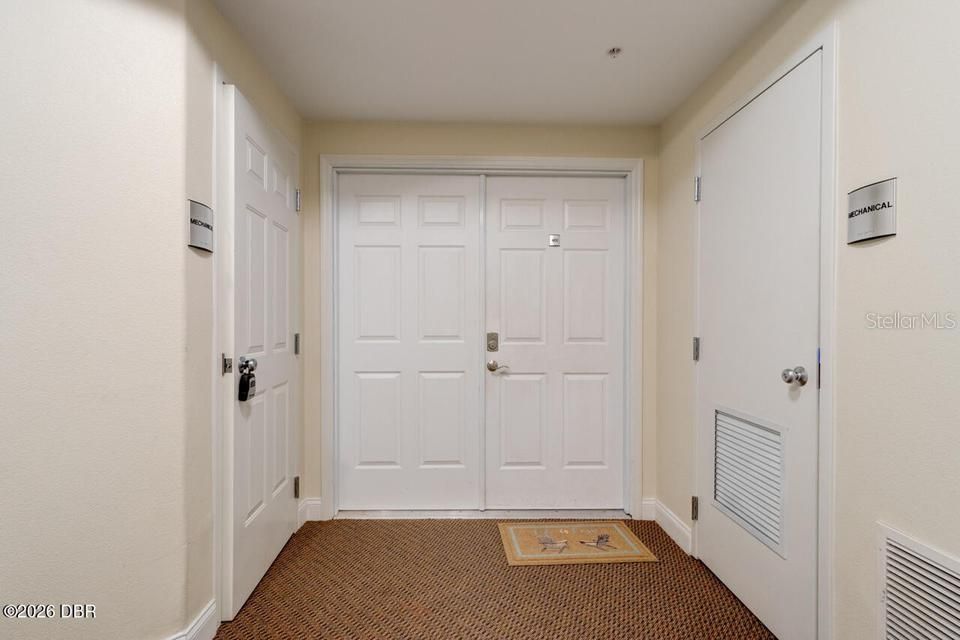 For Sale: $650,000 (3 beds, 2 baths, 1808 Square Feet)