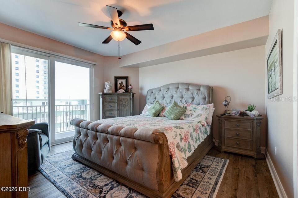 For Sale: $650,000 (3 beds, 2 baths, 1808 Square Feet)
