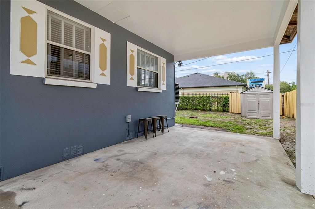 For Rent: $1,850 (2 beds, 1 baths, 1848 Square Feet)