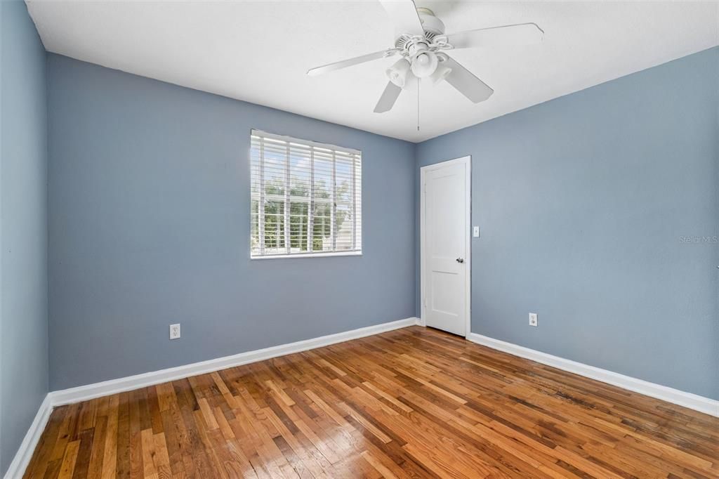 For Rent: $1,850 (2 beds, 1 baths, 1848 Square Feet)