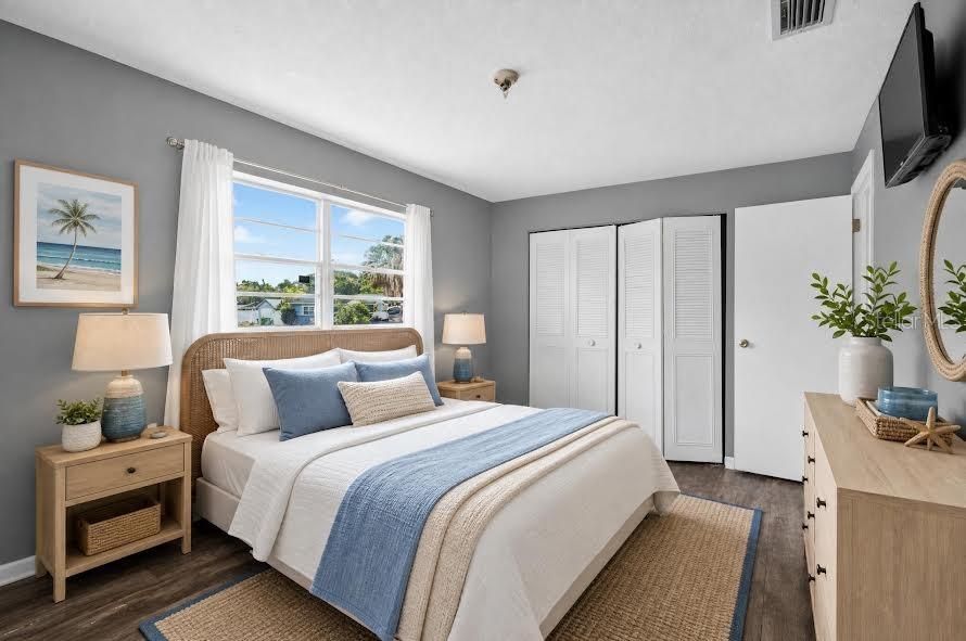For Sale: $225,000 (3 beds, 2 baths, 1210 Square Feet)