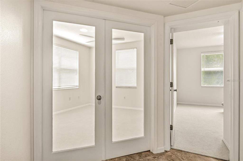 For Sale: $489,900 (3 beds, 2 baths, 1836 Square Feet)