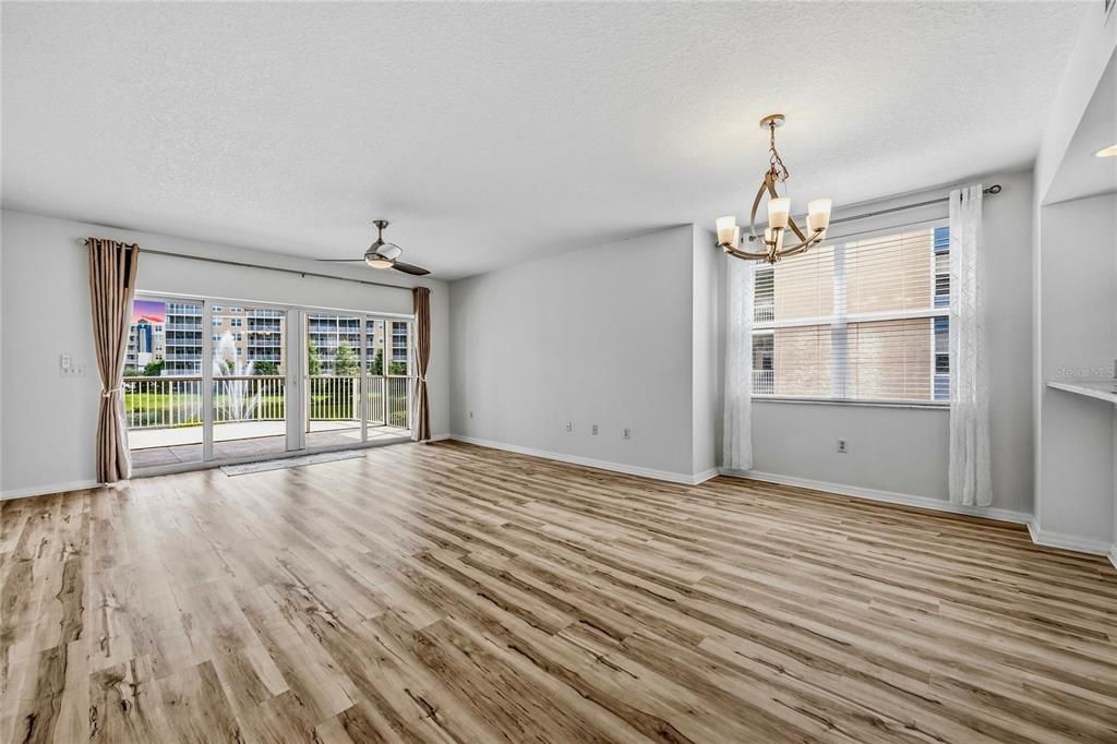 For Sale: $489,900 (3 beds, 2 baths, 1836 Square Feet)