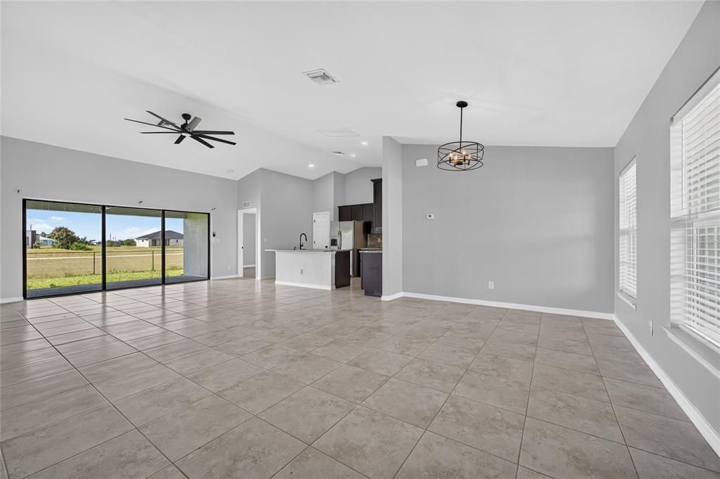 For Sale: $339,900 (4 beds, 2 baths, 1830 Square Feet)
