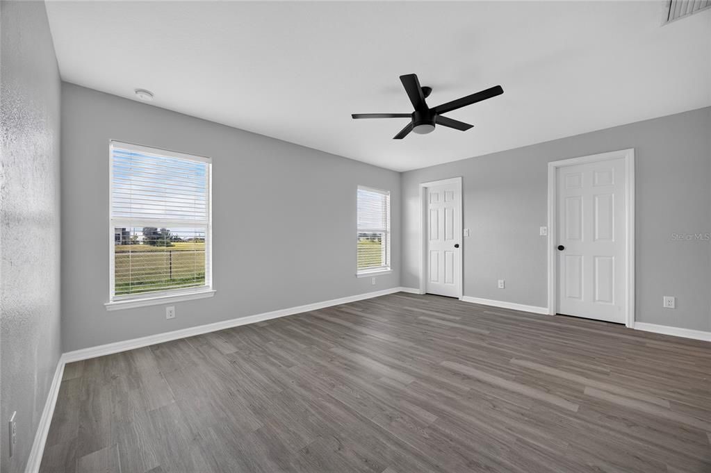For Sale: $339,900 (4 beds, 2 baths, 1830 Square Feet)