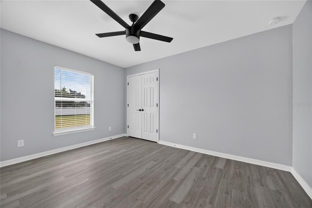 For Sale: $339,900 (4 beds, 2 baths, 1830 Square Feet)
