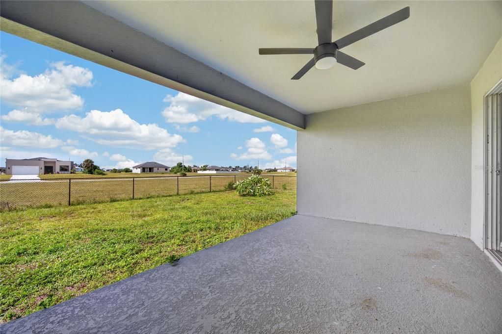 For Sale: $339,900 (4 beds, 2 baths, 1830 Square Feet)