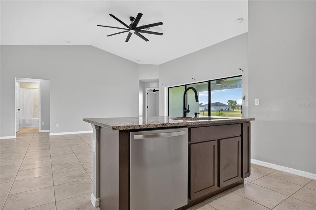 For Sale: $339,900 (4 beds, 2 baths, 1830 Square Feet)