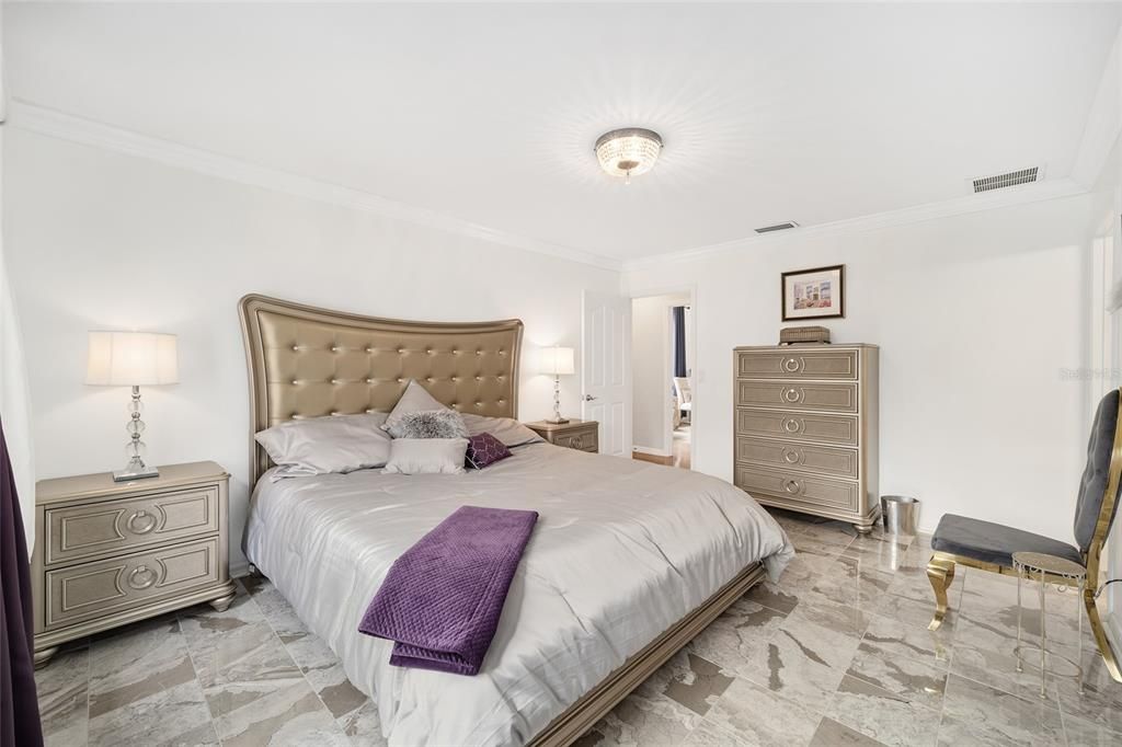 For Sale: $979,900 (4 beds, 4 baths, 3552 Square Feet)