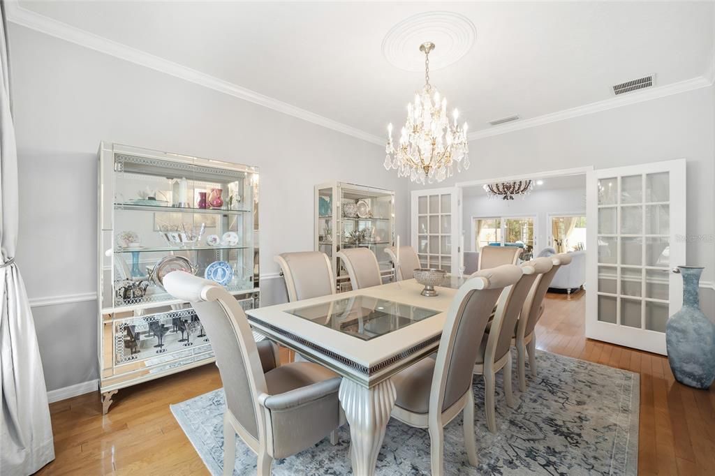 For Sale: $979,900 (4 beds, 4 baths, 3552 Square Feet)