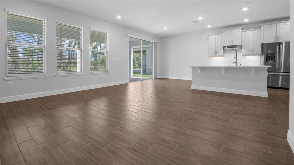 En Venta: $877,766 (5 camas, 4 baños, 3225 Pies cuadrados)