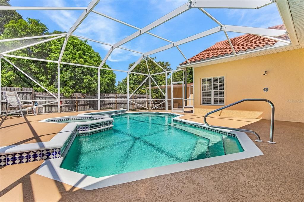 For Sale: $369,000 (3 beds, 2 baths, 2040 Square Feet)