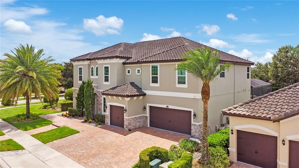 For Sale: $1,460,000 (5 beds, 4 baths, 4263 Square Feet)