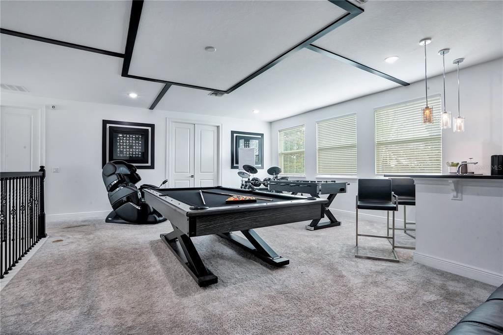 For Sale: $1,460,000 (5 beds, 4 baths, 4263 Square Feet)
