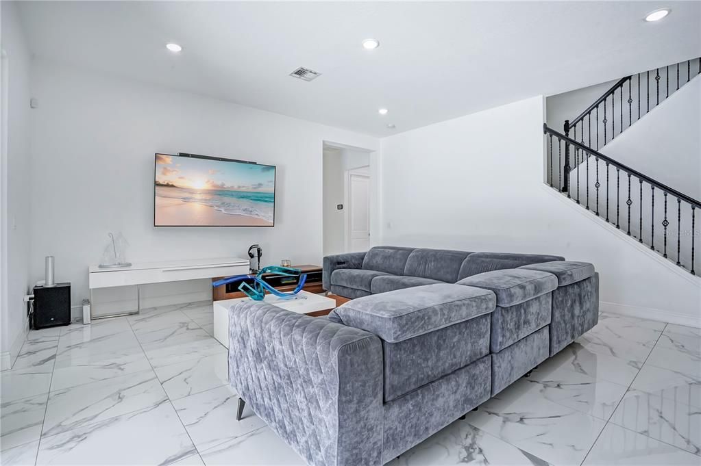 For Sale: $1,460,000 (5 beds, 4 baths, 4263 Square Feet)