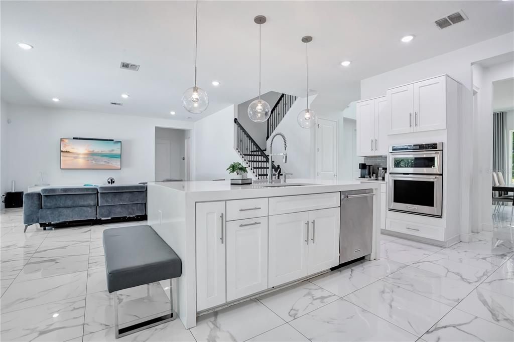 For Sale: $1,460,000 (5 beds, 4 baths, 4263 Square Feet)