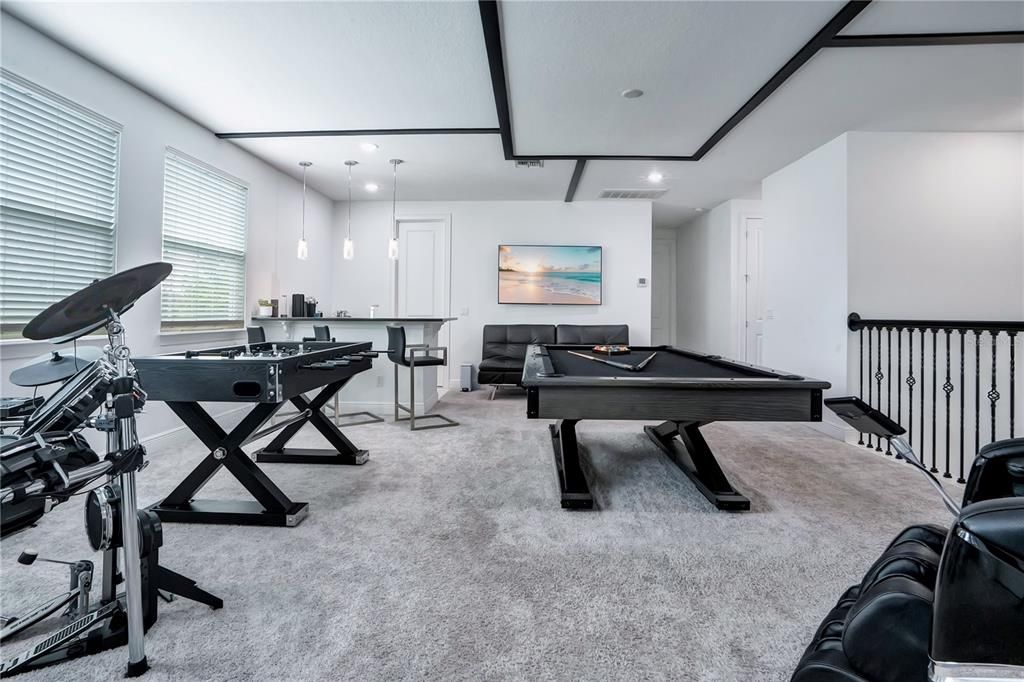 For Sale: $1,460,000 (5 beds, 4 baths, 4263 Square Feet)