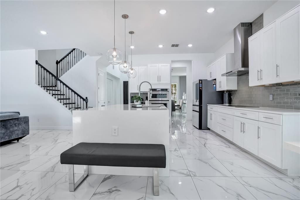 For Sale: $1,460,000 (5 beds, 4 baths, 4263 Square Feet)