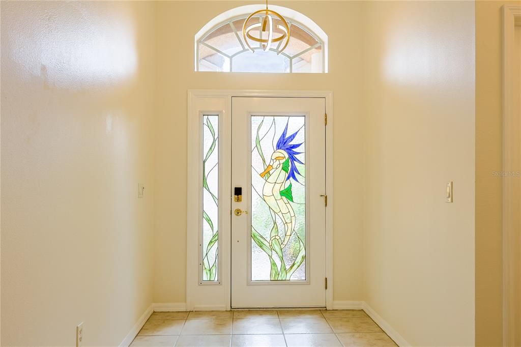 For Rent: $3,300 (3 beds, 2 baths, 1952 Square Feet)