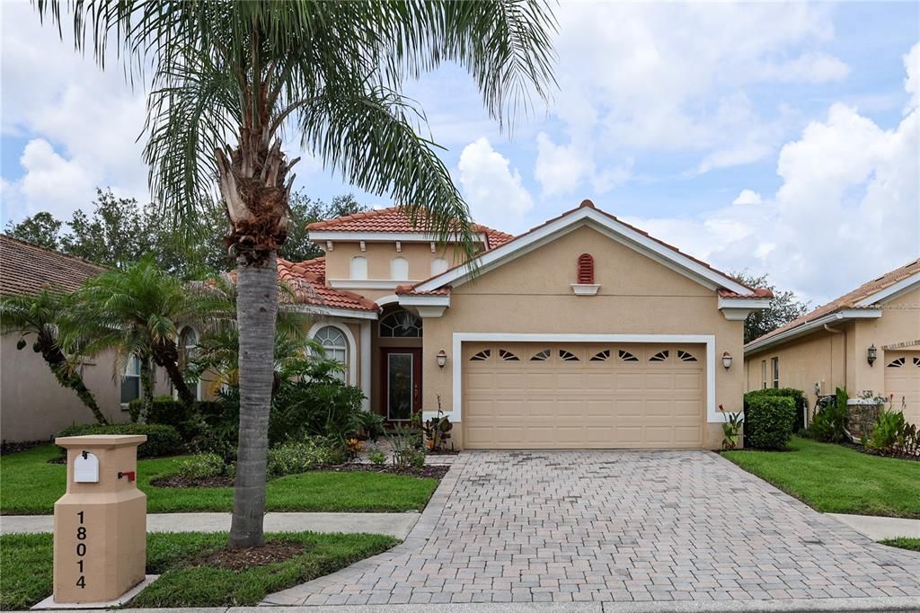 For Rent: $3,300 (3 beds, 2 baths, 1952 Square Feet)