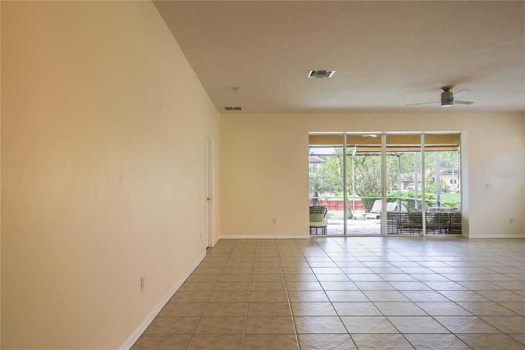 For Rent: $3,300 (3 beds, 2 baths, 1952 Square Feet)