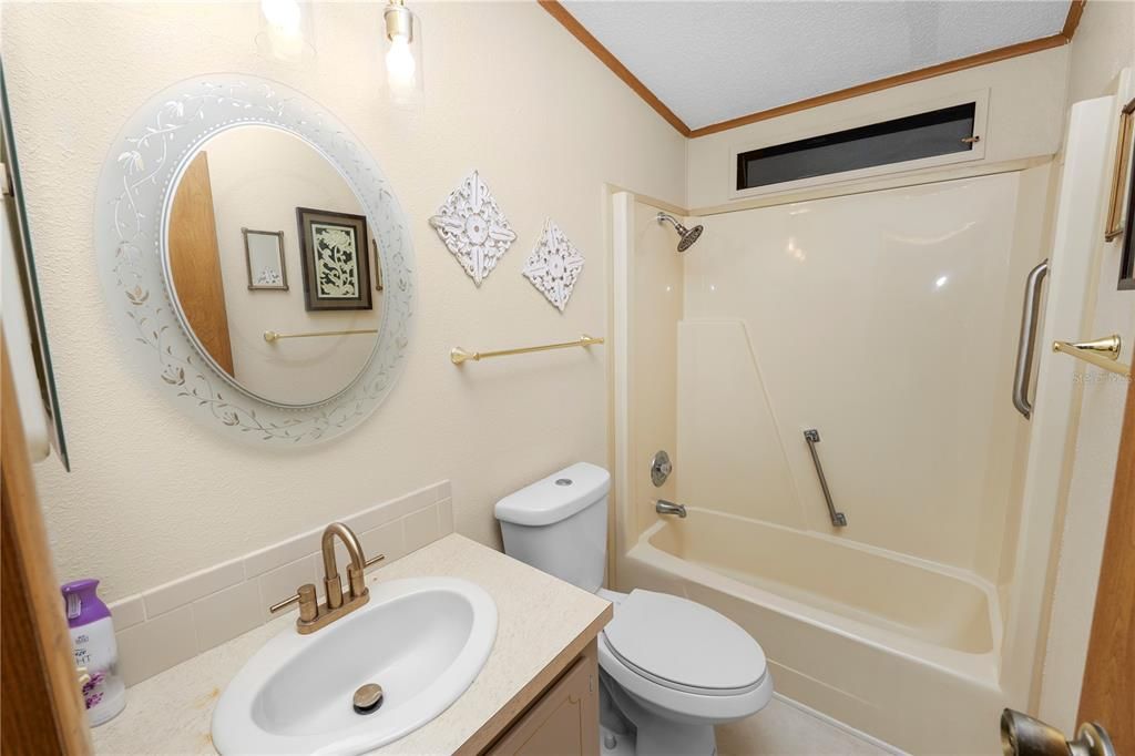 For Sale: $185,000 (2 beds, 2 baths, 1552 Square Feet)