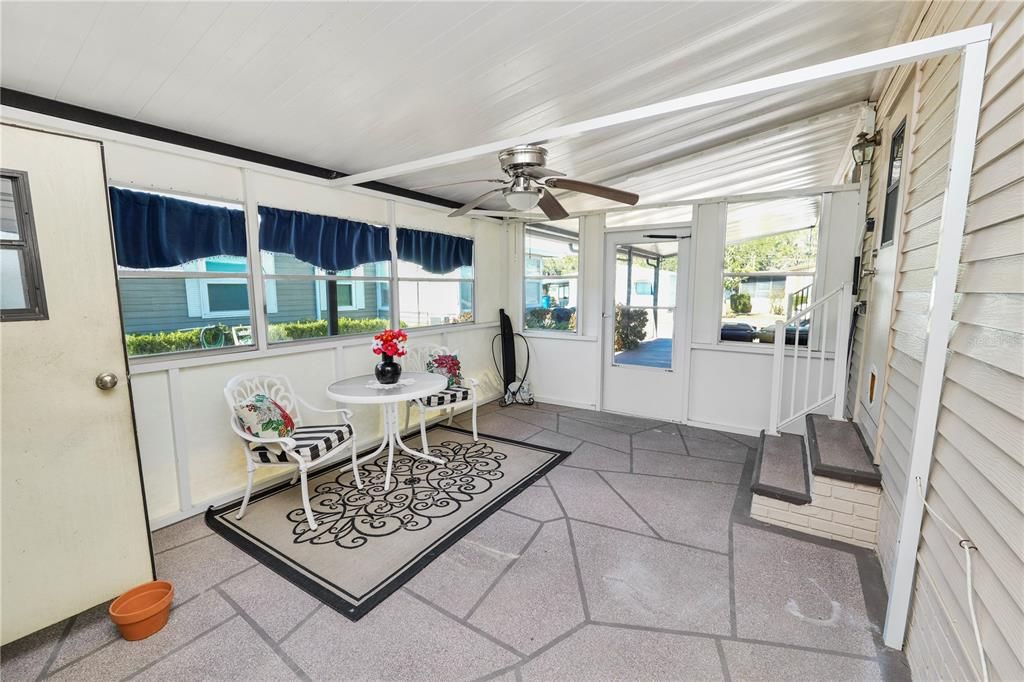 For Sale: $185,000 (2 beds, 2 baths, 1552 Square Feet)